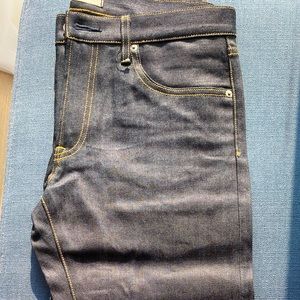 NEVER WORN, UNIQLO MEN DENIM JEANS, 32x32